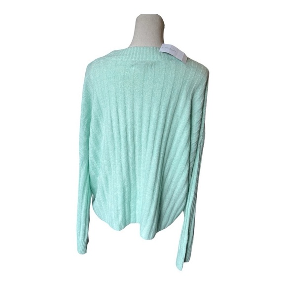 NWT WOMEN'S AMERICAN EAGLE OUTFITTERS MINT GREEN CREW NECK SWEATER SZ LG - Picture 3 of 6